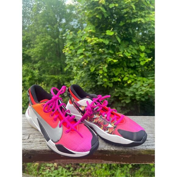 Nike Zoom Freak 2 Bright Crimson Fire Pink (GS) CT4592-600 Sz 4Y - Picture 1 of 8